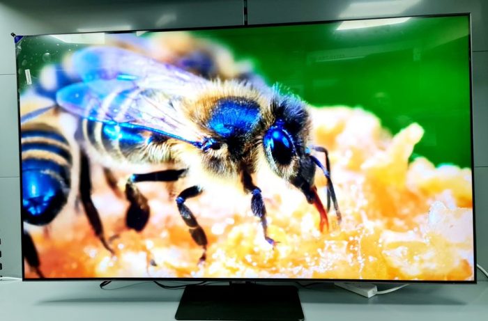 SAMSUNG QE65Q80AATXXU 65" Smart 4K Ultra HD HDR QLED TV with Bixby, Alexa & Google Assistant - Image 6